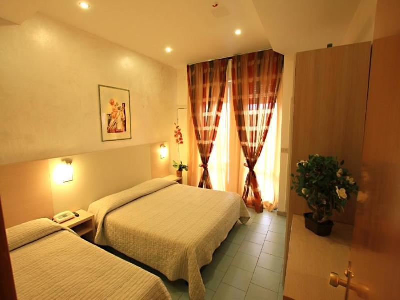 Residence Brown Ρίμινι Εξωτερικό φωτογραφία